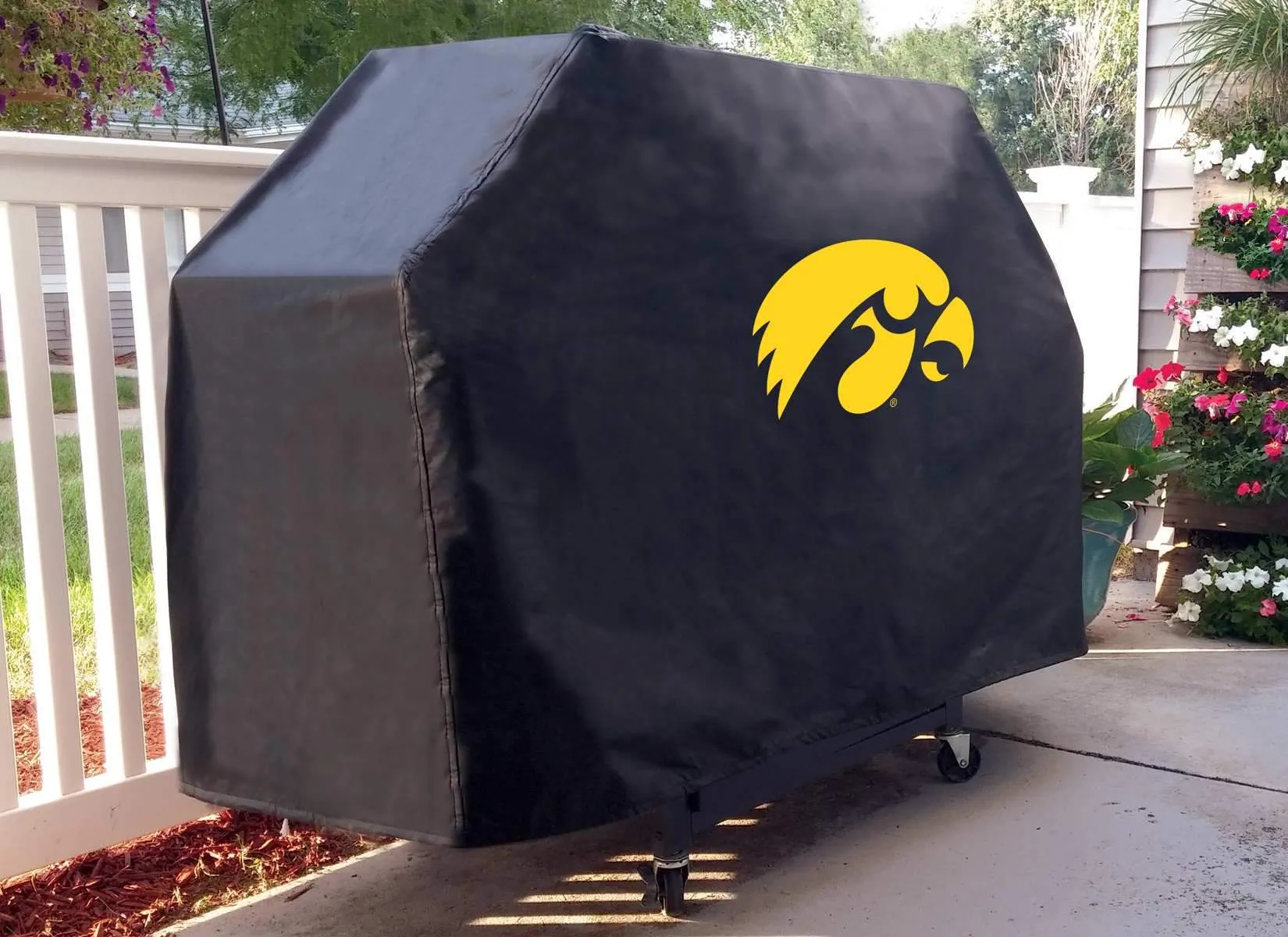 Iowa Hawkeyes HBS Black Outdoor Heavy Duty Breathable Vinyl BBQ Grill Cover